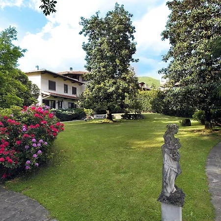 Bed & Breakfast Sarchi 3*