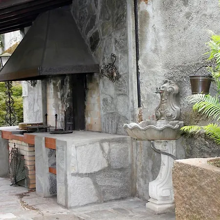 萨奇住宿加早餐旅馆 3* Grantola